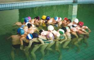 Biodanza Acuática. Ronda de mecimiento